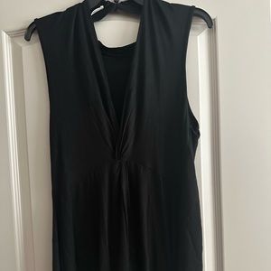 Andree by Unit Black V Neck Tank Keyhole Back Size Medium EUC